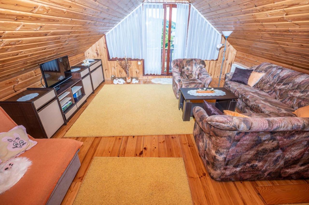Holiday Home Mare Near River Karlovac Zewnętrze zdjęcie